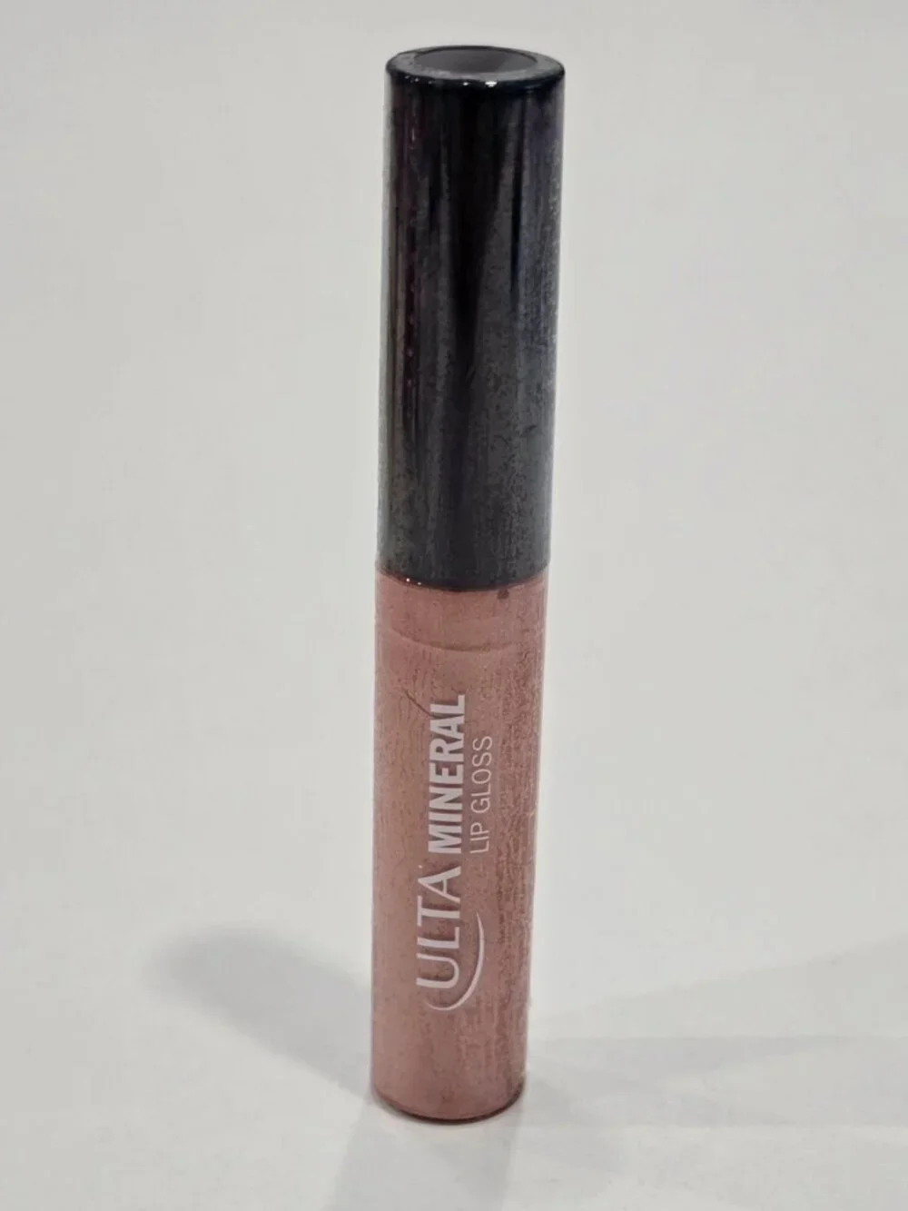 ULTA ✦ Mineral Lip Gloss ✦ Sheer Opal Shimmering Hydrating Gloss Balm NWT